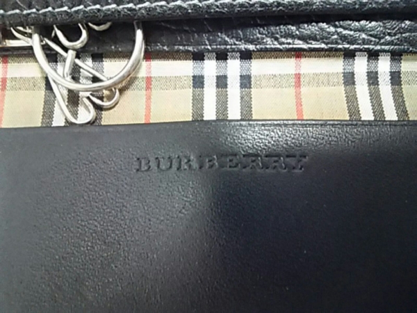 最終値下げBURBERRY キーケース 4蓮 牛革ブラック ノバチェック未使用