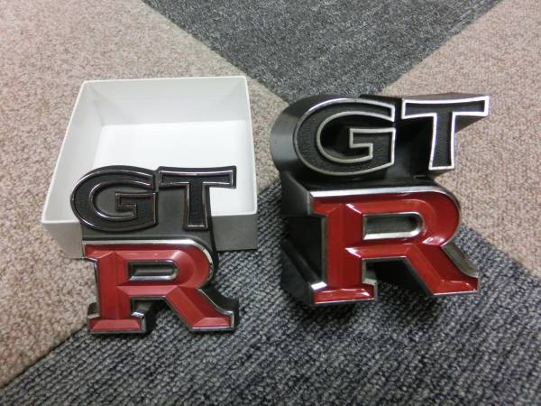 GTRエンブレム　KPGC110　ケンメリGTR　S20　KPGC10　PGC10　S30　PS30　L20　L24　L28　ハコスカ　Z432　R32 　R34 　R35