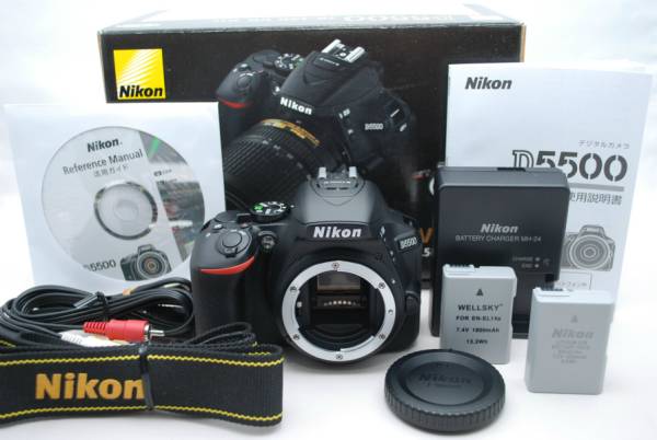 Nikon D3000 18-55mm f3.5-5.6G VR ニコン ショット数4，390回』発色が