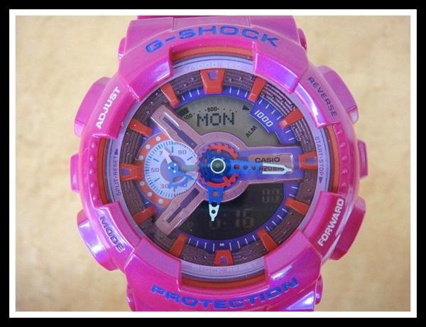 極美品 CASIO G-SHOCK GA-110MC-4AJF クレイジーカラー 販売 員 1円～ CASIO カシオ G-SHOCK クレイジーカラーズ GA-110MC