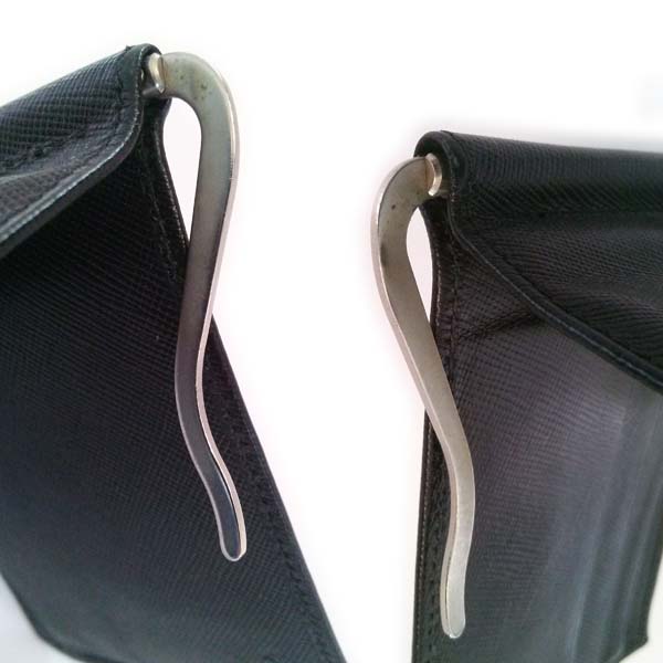 【良品】プラダ　サフィアーノ マネークリップ札入れ 財布 黒 メンズ【一撃即決】