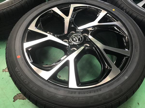 トヨタ　C HR 新車外し　アルミホイール4本セット Yahoo!オークション - 新車外し トヨタ C-HR ハイブリッド 10系 純正ホ
