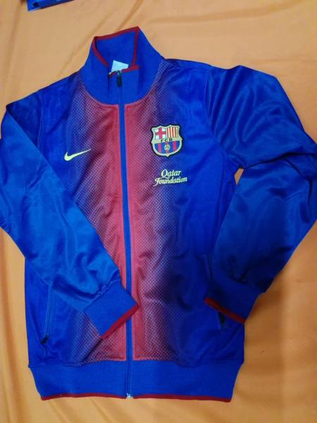  バルセロナジャージジャケット/タイ製/サンプル品/ /XL(ジャケット、上着)｜売買されたオークション情報、yahooの商品情報をアーカイブ公開 - オークファン ジャージ