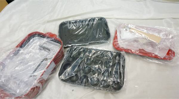 ■BRUNO ブルーノ コンパクトホットプレート BOE021-RD 取説無し/未使用品 ⑮