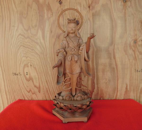 ★★木彫り（薬壺を持った如来様）仏　立像　検仏教美術釈迦如来仏像★★