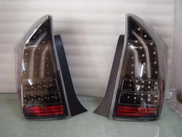 ◆DAA-ZVW30 プリウス 30◆社外 LED 左右 スモーク ブラック テールランプ◆⑤K-590■S