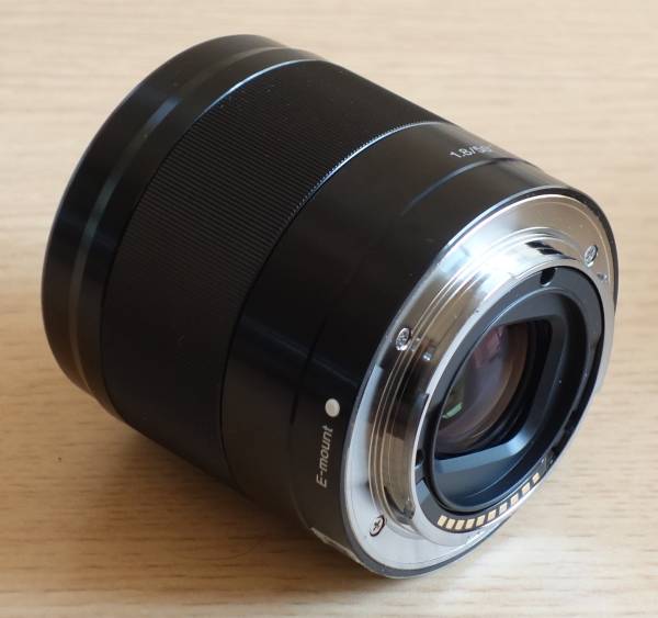 Sony E 50mm OSS f⁄1.8 Lens SEL50F18 F1.8 for : com (Black) - SONY