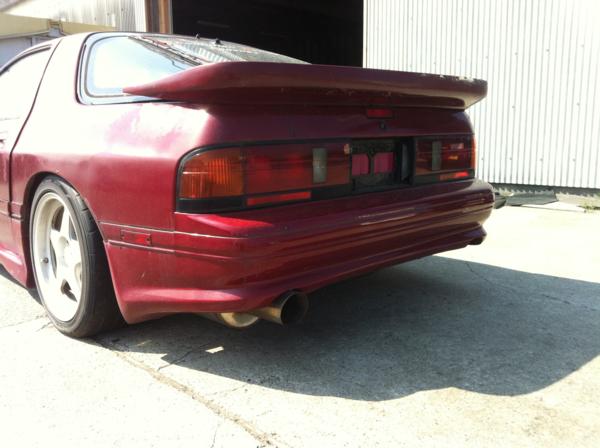 ☆マツダ RX-7 FC3S リアハーフスポイラー 全塗装 赤紫(エアロパーツ