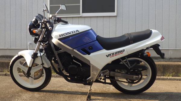 ホンダ　ＶＴＺ２５０　即決アリ