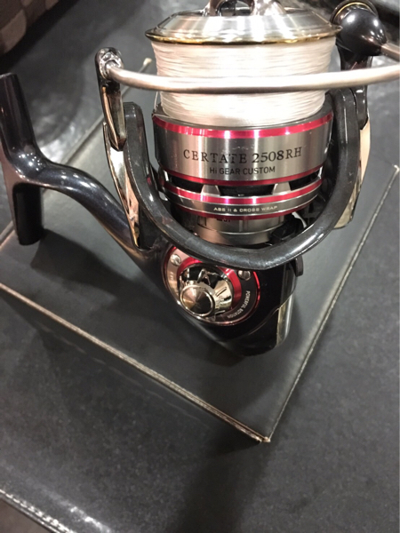 ダイワ セルテート 2508R-H ハイギアカスタム ラインローラー交換済