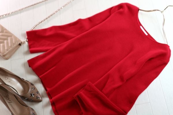 ミラ オーウェン Mila Owen☆綺麗な赤色ゆったりコットンニット☆