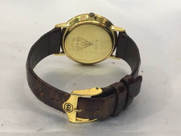 稼働 新品電池 新品ベルトGUCCI 3001M ゴールド ローマン 本革ベルト
