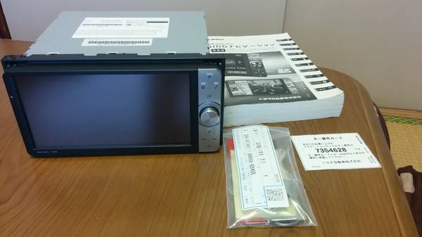 トヨタ・ダイハツ純正HDDナビ☆NHZN-W61Gフルセグ中古 ワンオーナー使用 地図データー2013年