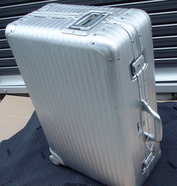 ヴィンテージ廃盤品リモアアルミスーツケース （□ RIMOWA プルタブ型 