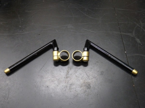 MFD大阪店】ハリケーン セパレートハンドル 汎用 CB ZRX XJR ゼファーCBX