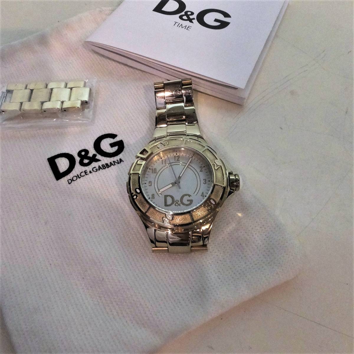D&G・ドルがバ/ゴールド時計☆ユニセックス・キラキラ/美品!