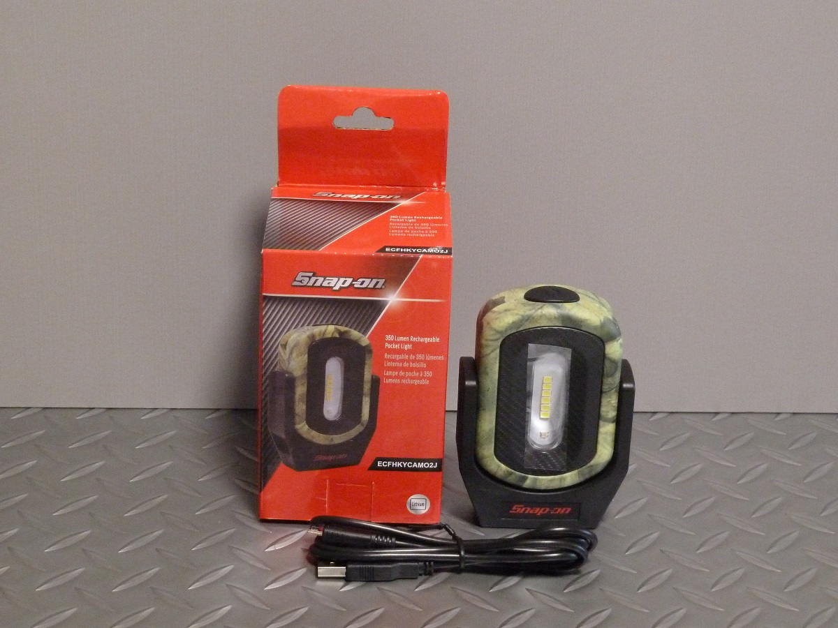スナップオン ピボットライト マグネット付き　角度調整可能　カモフラ　迷彩　 新品
