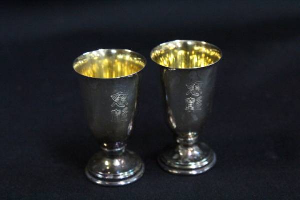 純銀 カップ 77.2g silver 純銀 杯 猪口 槌目 42g 松栄堂。純銀。銀瓶