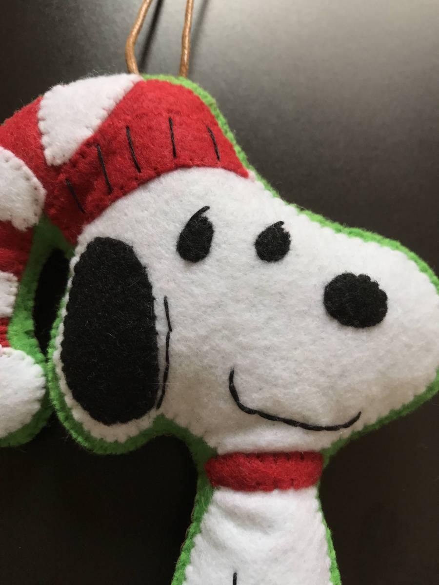 スヌーピー風 ハンドメイド フェルトのキーホルダー クリスマスオーナメントにも 子ども用 売買されたオークション情報 Yahooの商品情報をアーカイブ公開 オークファン Aucfan Com