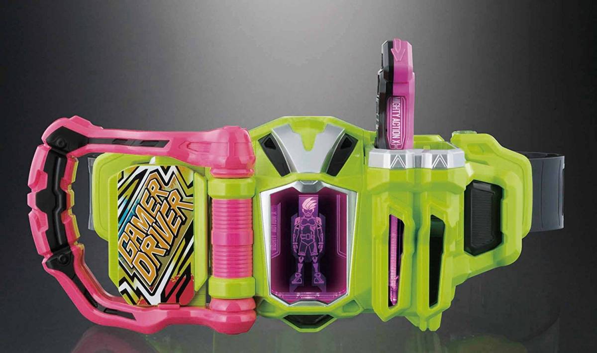 新品】仮面ライダーエグゼイド 変身ベルト DXゲーマドライバー 未開封品