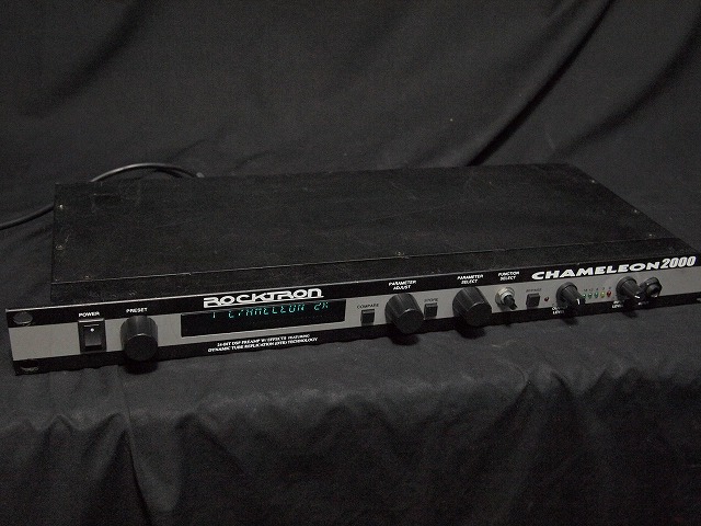 エフェクター ROCKTRON CHAMELEON 2000 プリアンプ マルチエフェクター