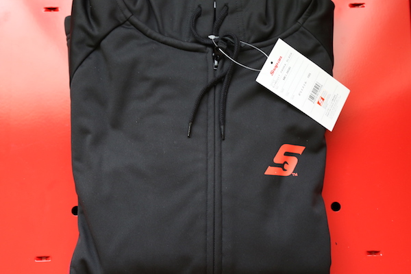 【 スナップオン 】 限定品　サーキット パーカー　フード　長袖　ブラック　Lサイズ 　【 snap-on 】