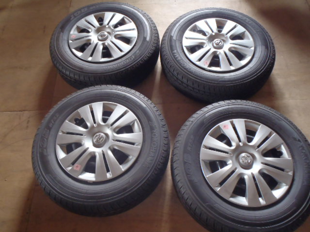 キャラバン NV350　純正 ホイール タイヤ ４本 セット 195/80R15