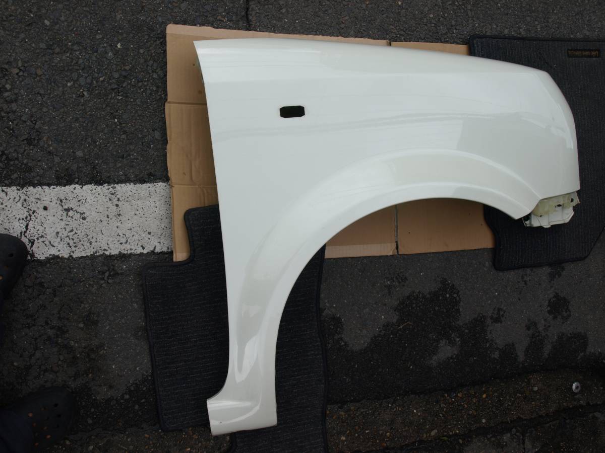 ■■ BZ11 キューブ Z11 純正 右 フロントフェンダー 右側 フロント フェンダー QX1 運転席側 ■160810