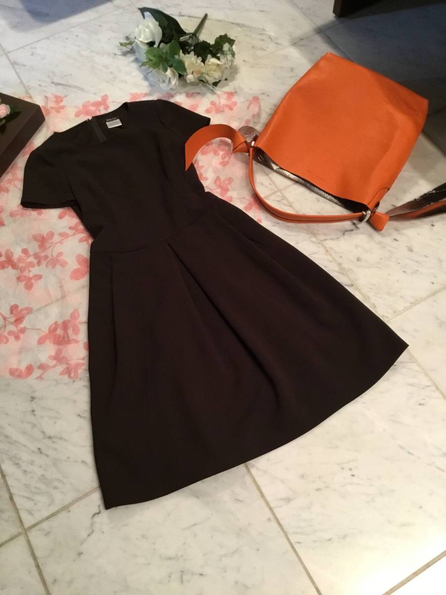 Rene. エレガントワンピース 34 高級チョコレート色 美品