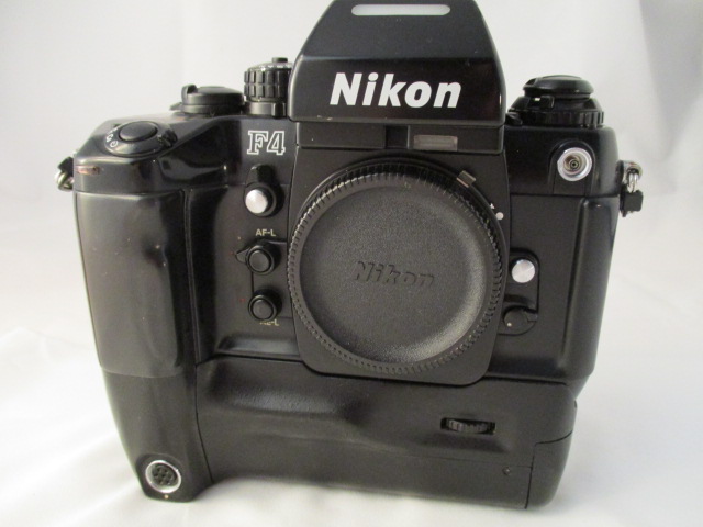 Nikon ニコン F4 フィルム 一眼レフカメラ MB-21 バッテリーパック AF
