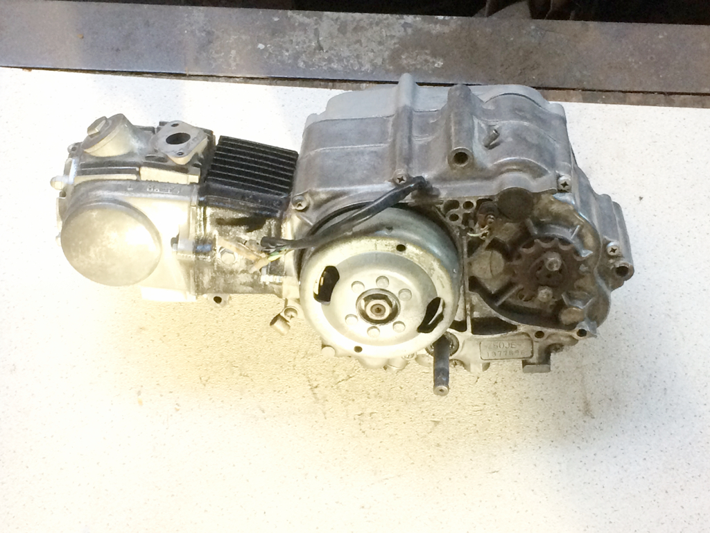 027 モンキー　エンジン　Z50J 027 モンキー エンジン Z50J 【公式通販】