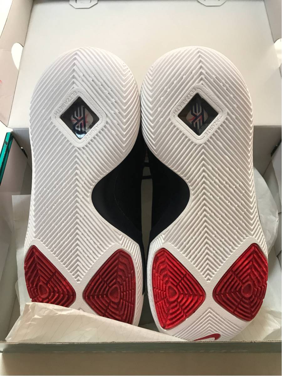 NIKE 未使用品黒タグ付き KYRIE 3 カイリー 3 サムライ 28.0㎝ SAMURAI