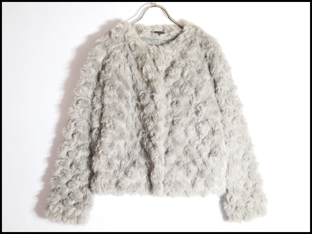 P9130z1　▼新品 難 アパートバイ ローリーズ▼　ノーカラー　フェイクファージャケット グレー 秋冬