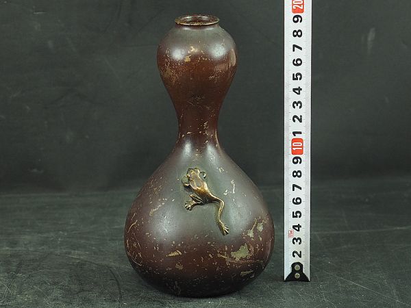 眞葛ミュージアム - 宮川香山 1910g 古銅 獅子彫刻 唐物骨董 花入