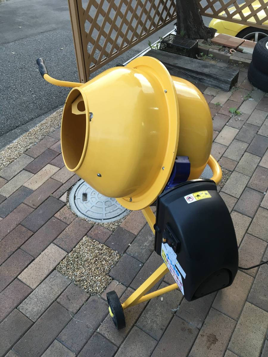 コンクリートミキサー まぜ太郎 AMZ-30Y
