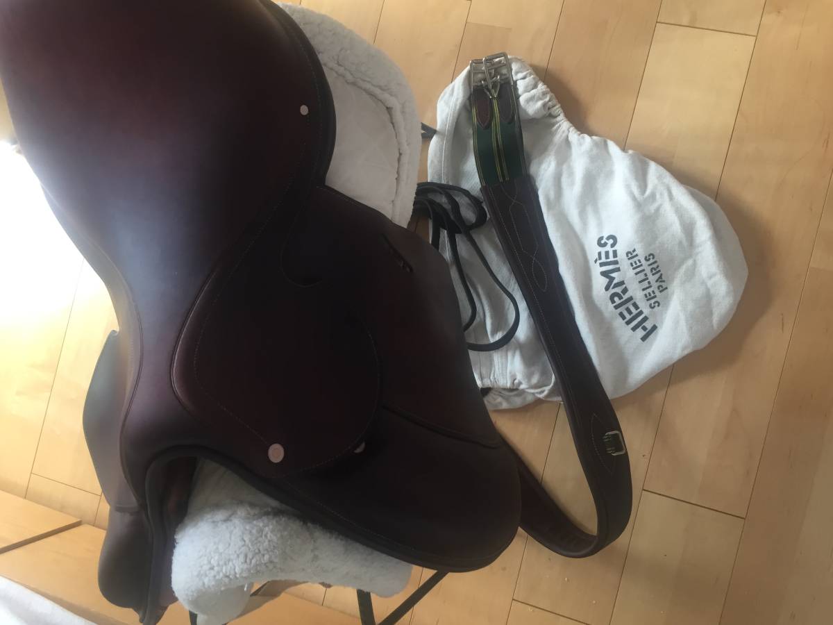 エルメス 障害鞍 エッセンシャルモデル