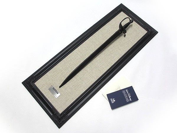 マスターレプリカ 限定 ジャックスパロウの剣 額縁付き 品 小道具 衣装 売買されたオークション情報 Yahooの商品情報をアーカイブ公開 オークファン Aucfan Com