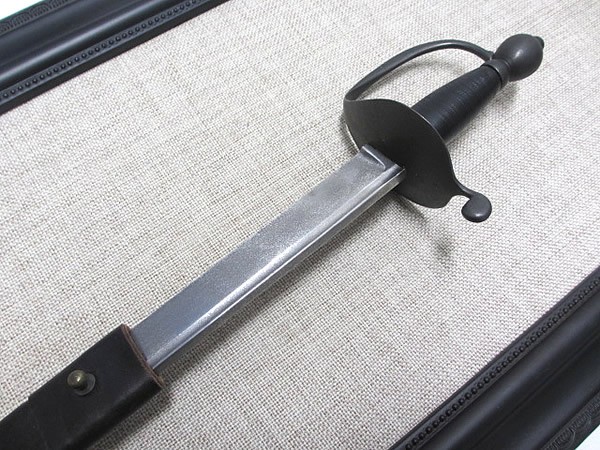 マスターレプリカ 限定 ジャックスパロウの剣 額縁付き 品 小道具 衣装 売買されたオークション情報 Yahooの商品情報をアーカイブ公開 オークファン Aucfan Com