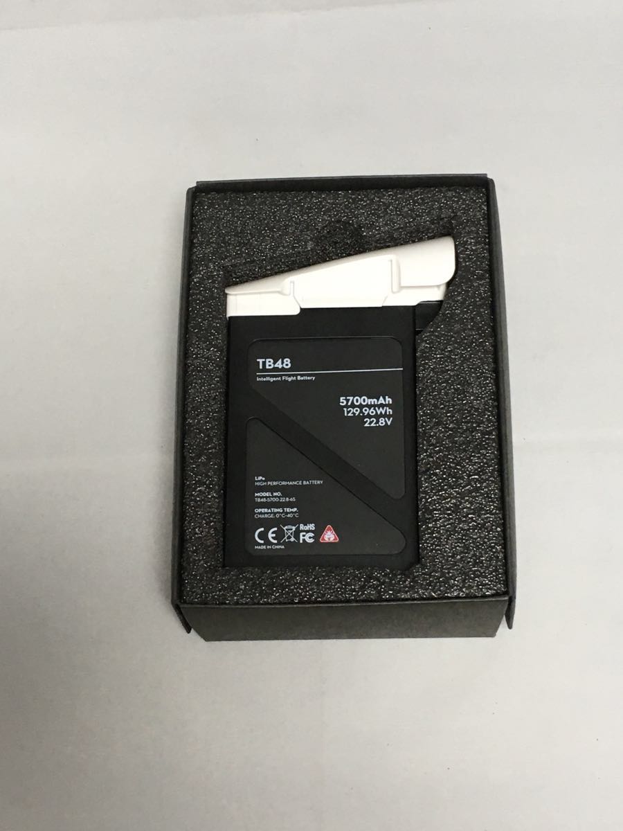 美品 DJI Inspire 1 - TB48 バッテリー (5700mAh) ドローンバッテリー