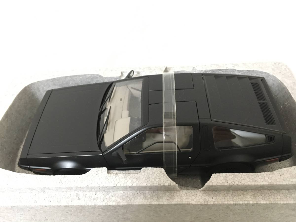オートアート AUTOart 1/18 デロリアン DELOREAN DMC-12 マットブラック 1981 【日本国内未発売品】