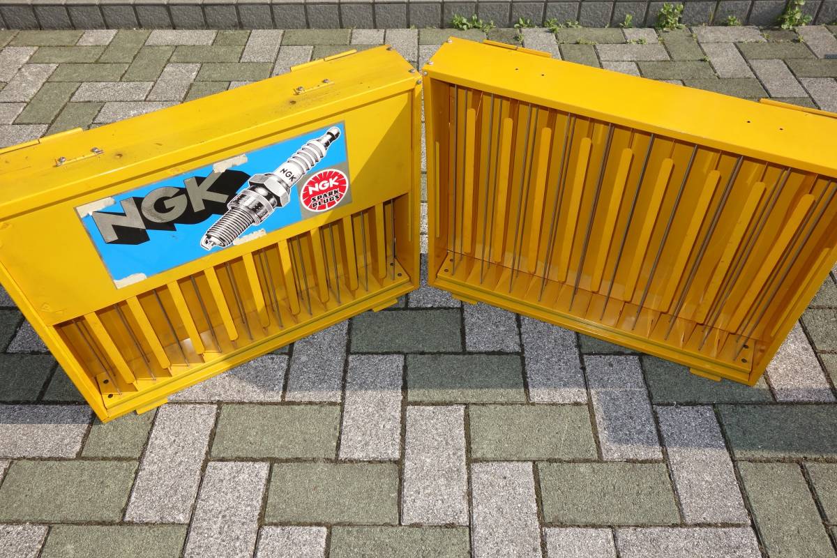 NGK プラグ 収納 ケース 陳列