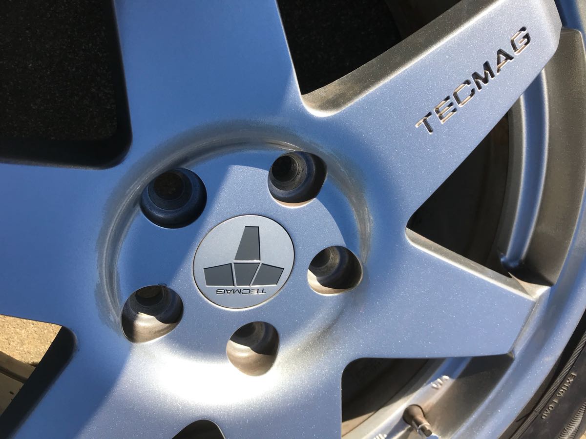 TECMAGテクマグ206R☆ボルボXC60☆18インチホイール☆スタッドレス 