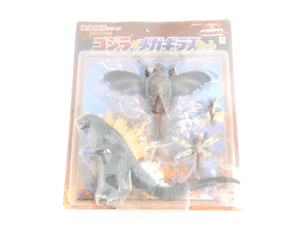 未使用 未開封 バンダイ 東宝怪獣シリーズ SPECIAL ゴジラVSメガギラス