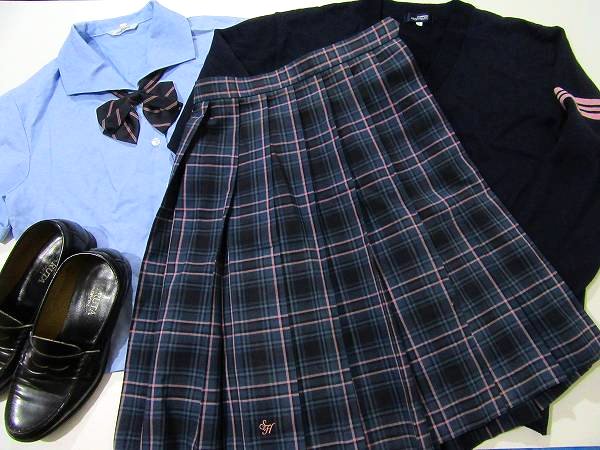 M354-6 コスプレ・仮装☆愛知県 私立 桜丘中学・高校 制服 Yシャツ  