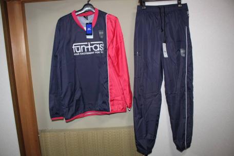 未使用ミズノMIZUNOサッカーフットサルピステ上下セット　O　紺ｘピンク　￥5100　￥4800
