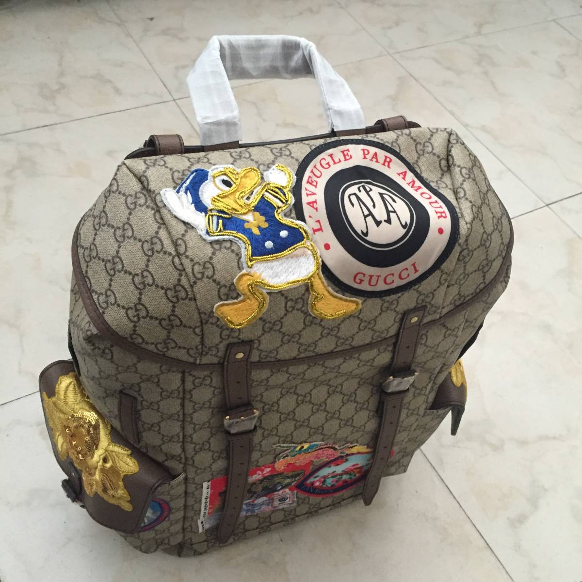 Gucci グッチ レディース メンズ バックパック リュックサック リュックサック デイパック 売買されたオークション情報 Yahooの商品情報をアーカイブ公開 オークファン Aucfan Com