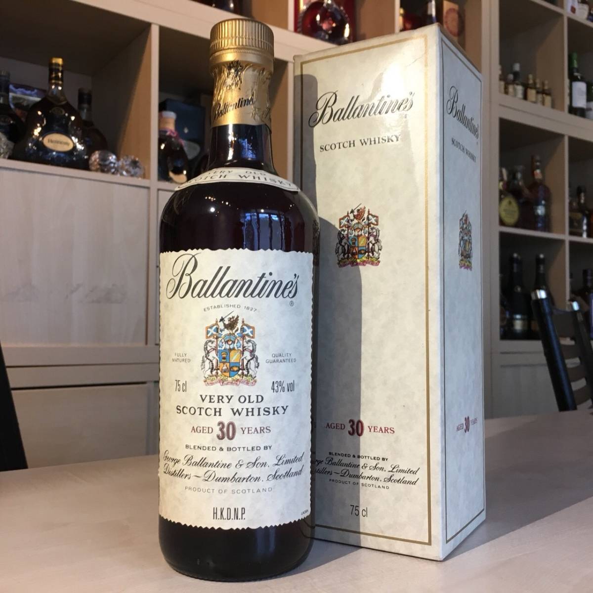 30年 バランタイン バランタイン30年 700ml SHOP FREE DUTY ANA | 木 