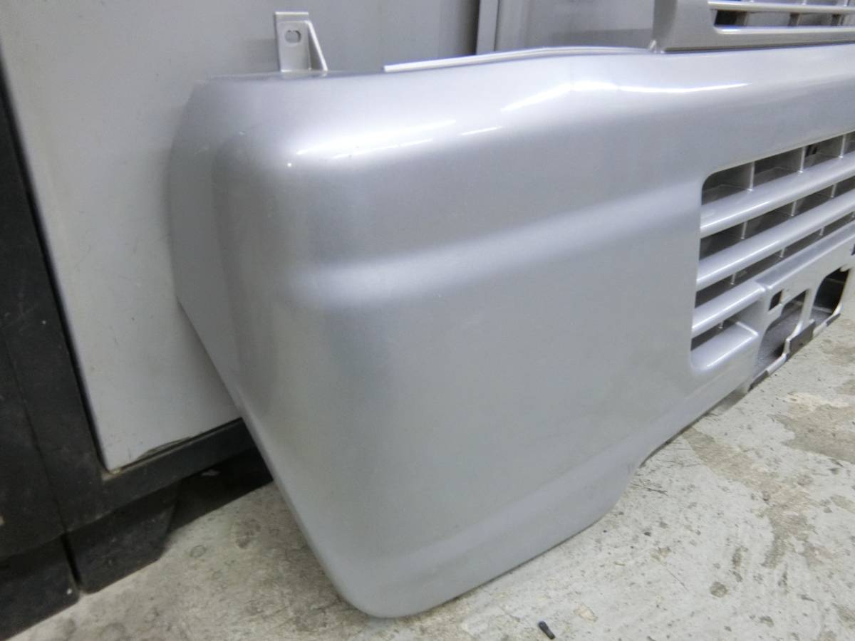 スズキ エブリイ 前期 純正 フロントバンパー DA52V DA62V 71711-79A00