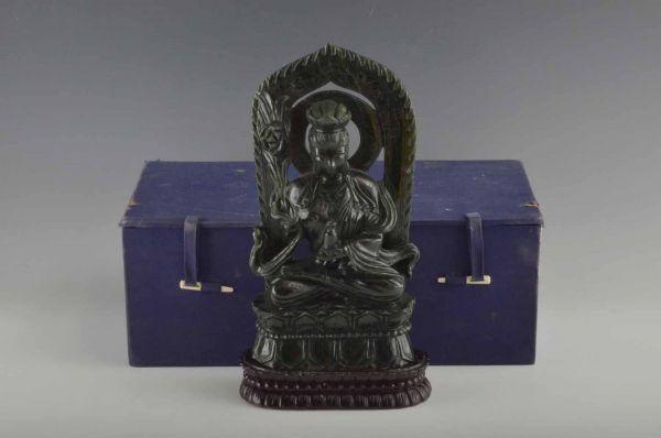 美l1046　深緑　玉石佛像置物【保証】