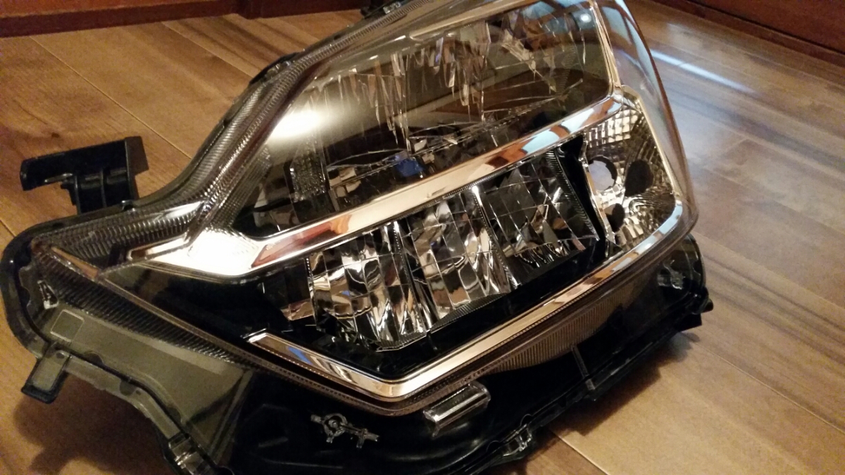 ダイハツ純正 ミライース LA350S LEDヘッドライト 左側 【公式通販】